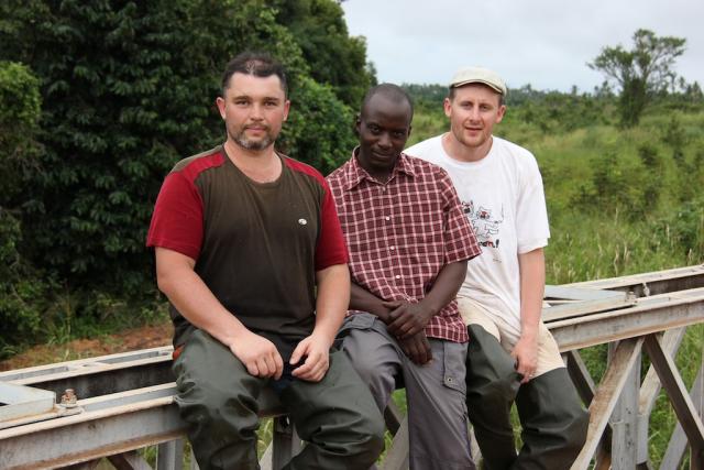 мост через Мбези